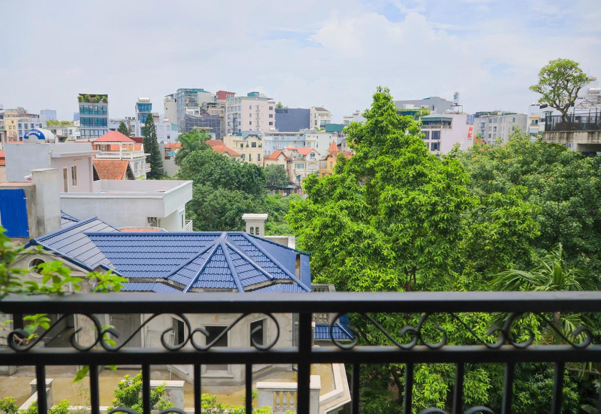 T98 Westlake Quang An - Tay Ho Center Garden View Studio! هانوي المظهر الخارجي الصورة